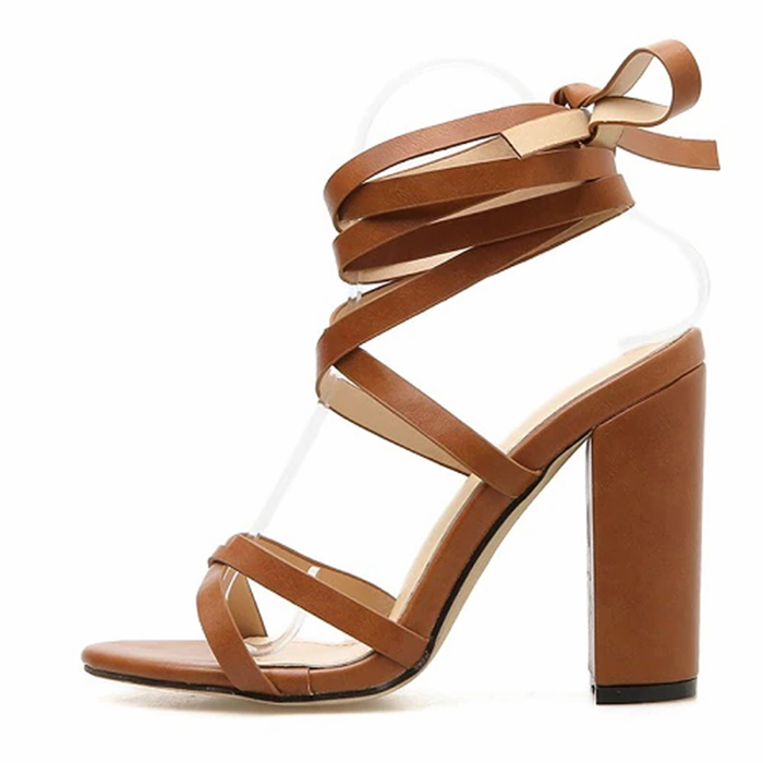 Unice - Square heel strap sandals - The Cadence's